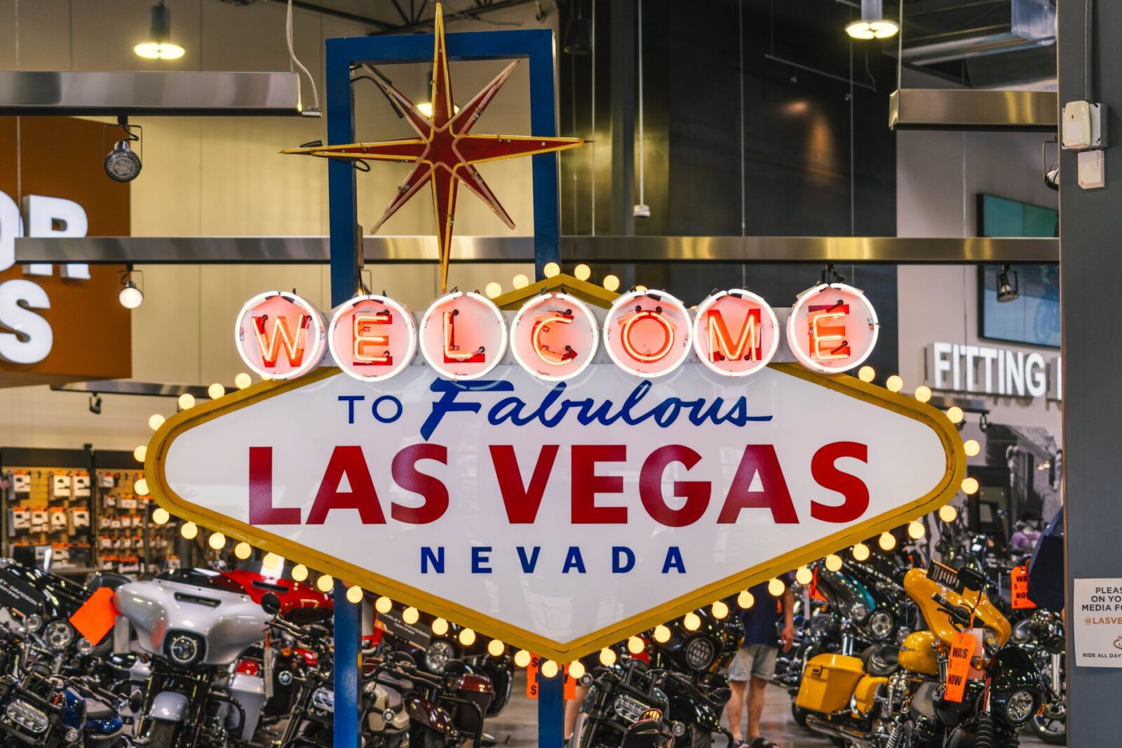 MGM Resorts Sets Ultimate Summer Stage for Spectacle, Sports and Sun in Las Vegas - Photo by Abhishek  Navlakha on Pexels