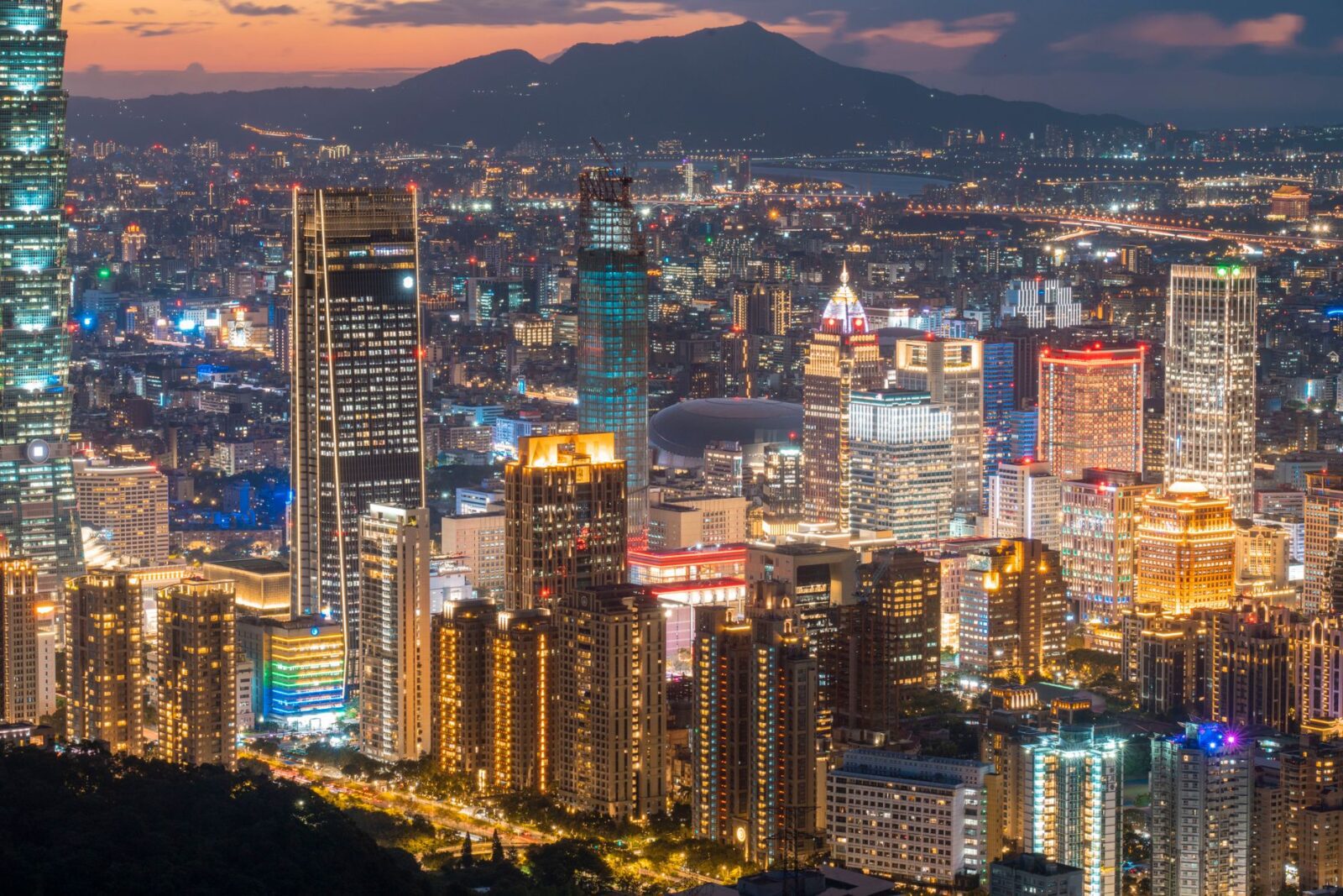 Countries With the Most Skyscrapers in the World - Photo by Jimmy Liao on Pexels