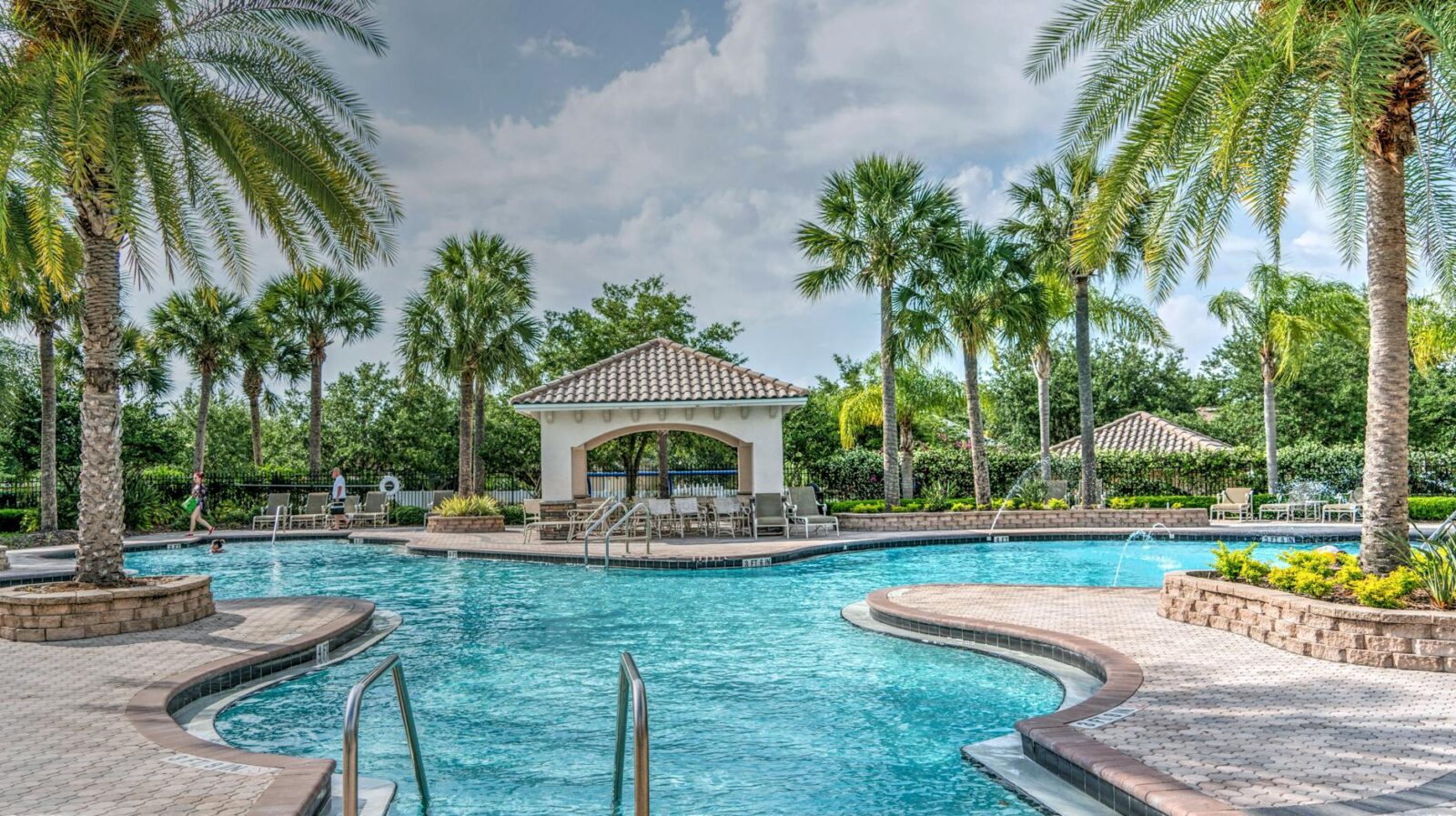 These Extraordinary Hotels Just Secured Our Elite CNT Triple Crown Status—Here's How They Earned the Title - Photo by Pixabay on Pexels