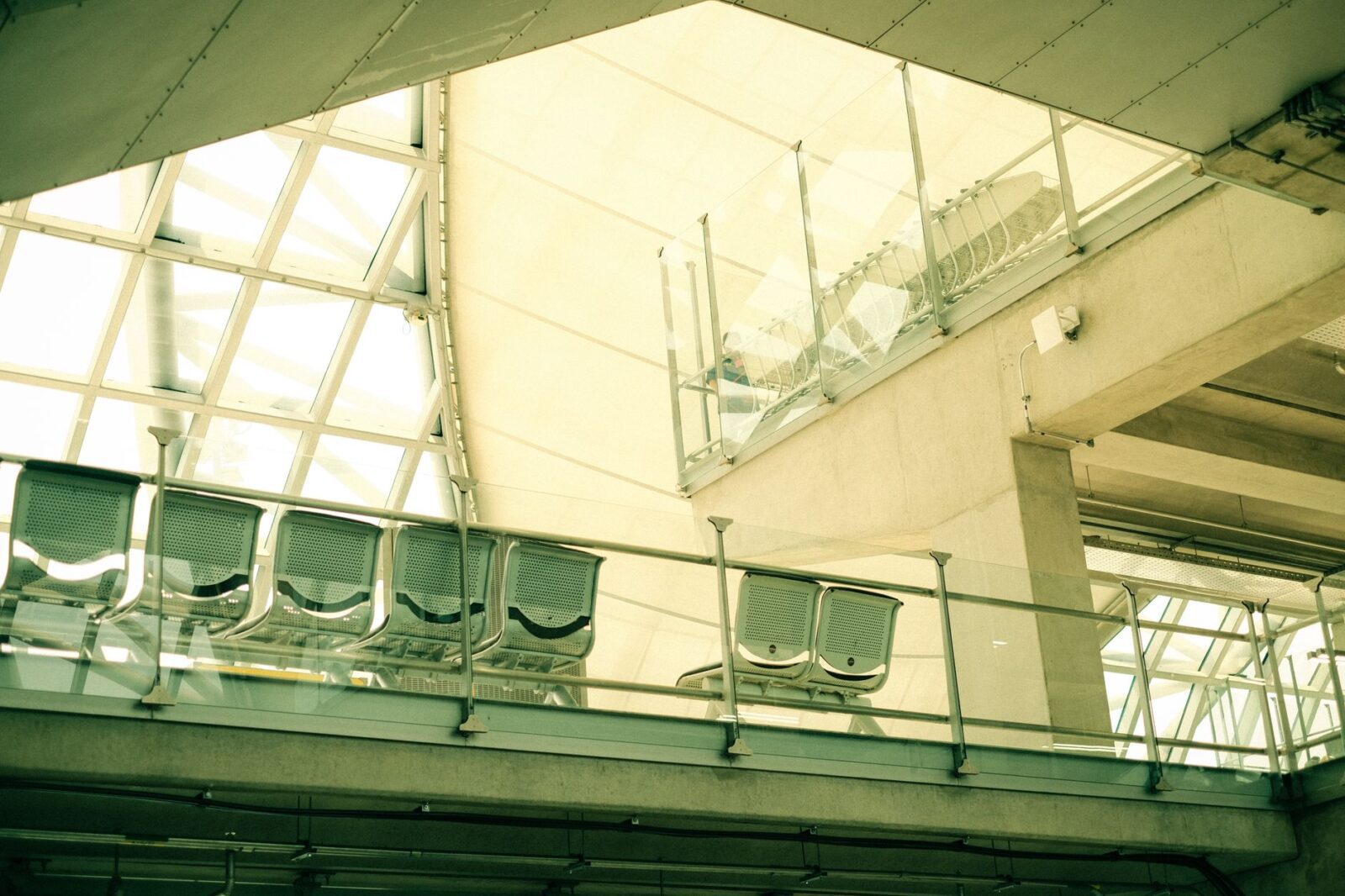 Seattle-Tacoma International Airport debuts a major Concourse C expansion in time to welcome FIFA World Cup fans - Photo by Hoài Nam on Pexels