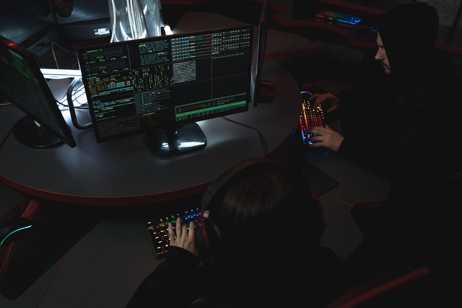 HM Government licensing cyber security tech for a global market - Photo by Tima Miroshnichenko on Pexels