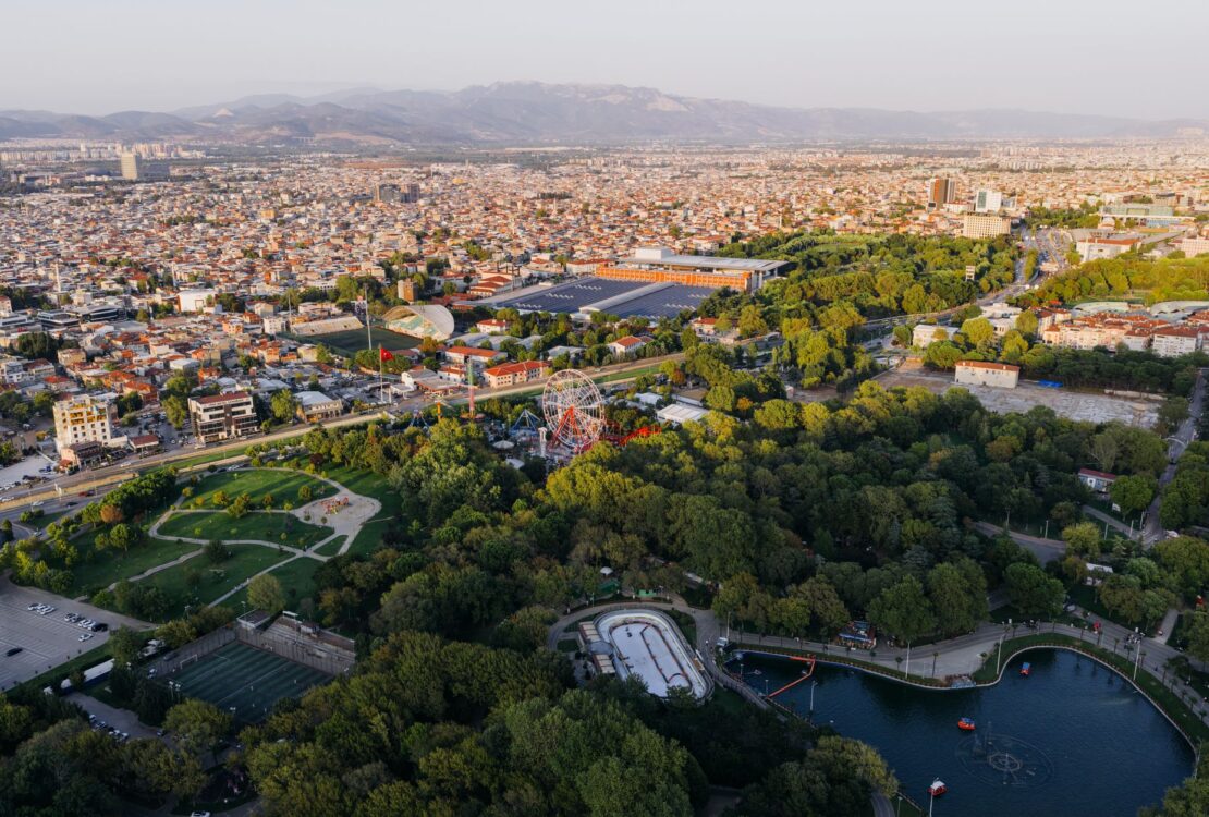 10 Countries Where People Don't Follow Any Religion — Updated Guide - Photo by Yunus Tuğ on Pexels