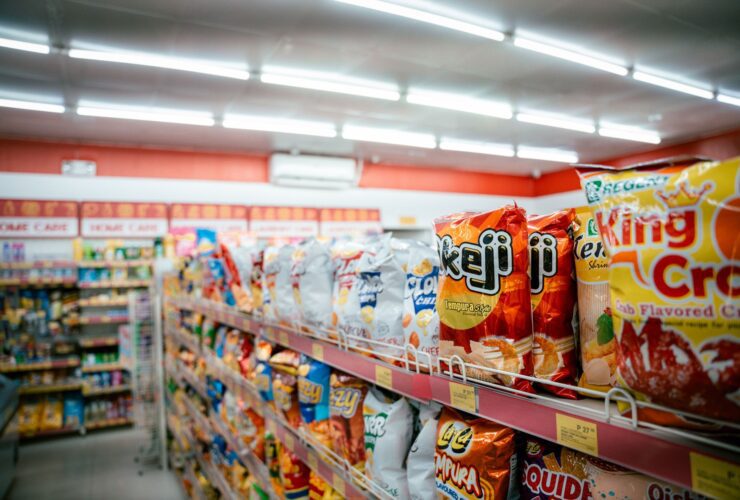lidl near me - Photo by Kenneth Surillo on Pexels