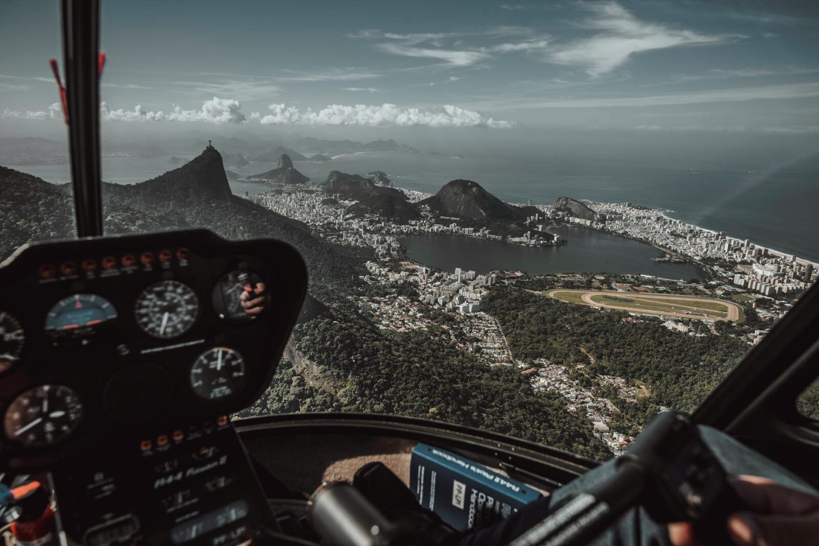 Aviation Leaders Gather in Rio de Janeiro for IATA’s 82nd AGM - Photo by 4FLY RJ on Pexels