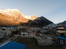 Annapurna Circuit vs Everest Base Camp Which Trek Is Right for You — Updated Guide - Photo by Arjay Neyra on Pexels