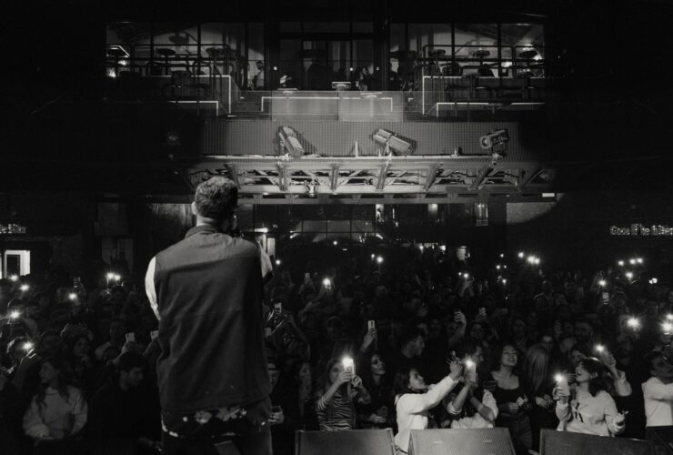 drake - Photo by Faruk Tokluoğlu on Pexels