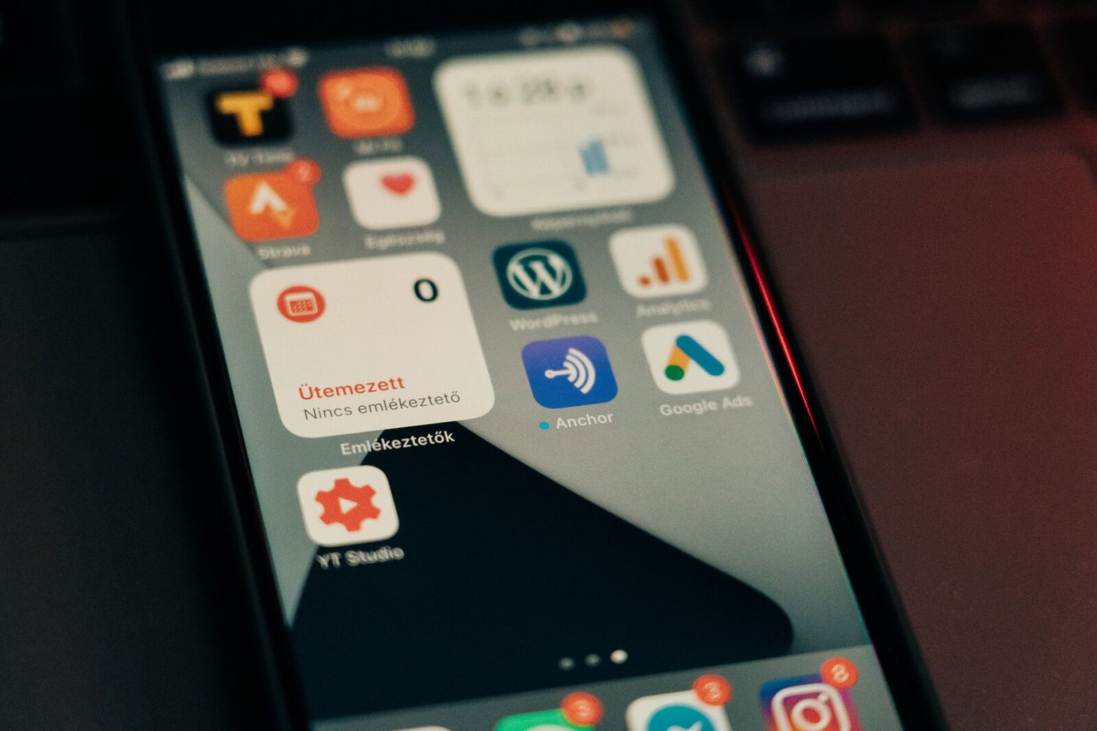 How to Find Cheap Flights the Complete Strategy Guide — Updated Guide - Photo by Szabó Viktor on Pexels