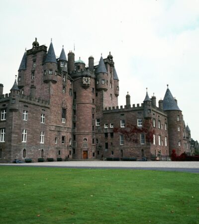 scotland best places to visit - Photo by pierre matile on Pexels