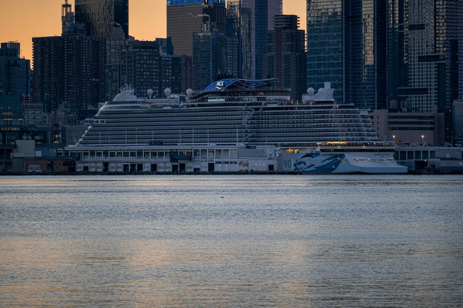 travel insurance cruise - Photo by Sjuan Dogjani on Pexels
