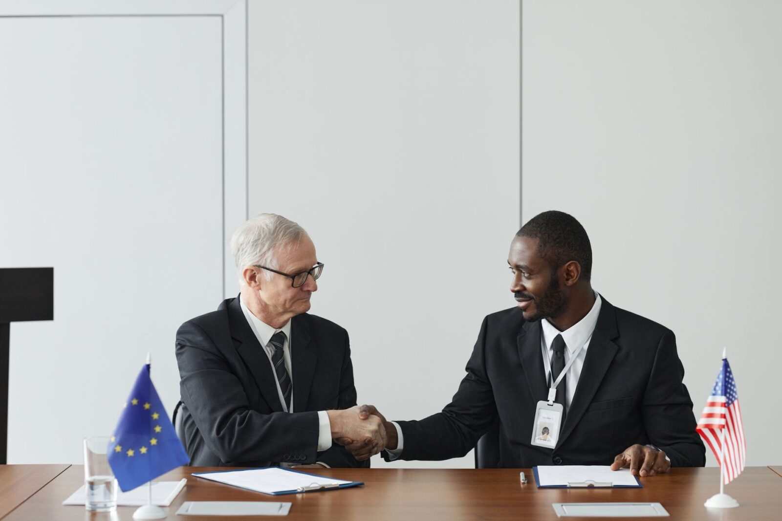 Tens of thousands of new jobs and more than £18 billion boost to British economy as Prime Minister meets Japanese leader - Photo by Werner Pfennig on Pexels