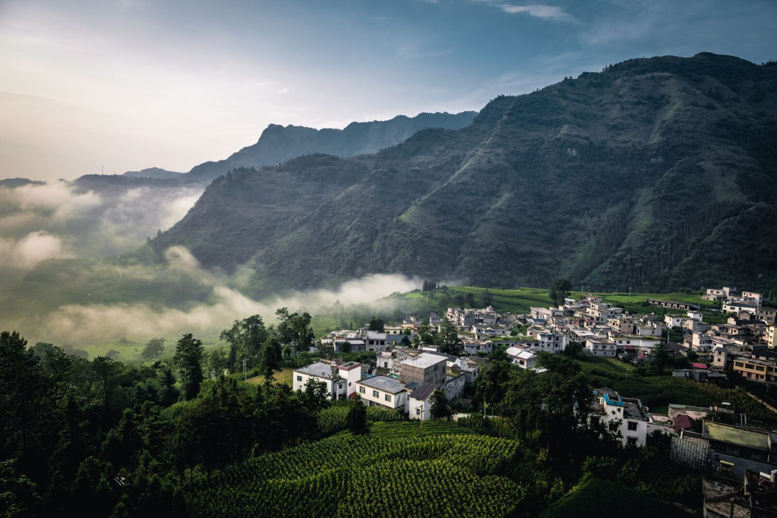 Countries That Pay You to Visit Them in 2026 - Photo by 幼聪 戴 on Pexels