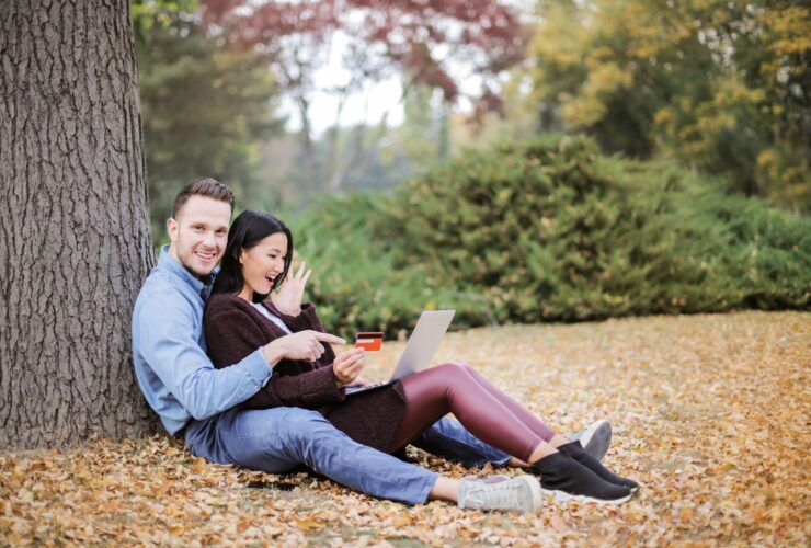 Capital One Refer a Friend: What you need to know about this generous program - Photo by Andrea Piacquadio on Pexels