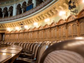 Federal–Provincial–Territorial Immigration Ministers meet to discuss sustainable immigration - Photo by Christian Wasserfallen on Pexels
