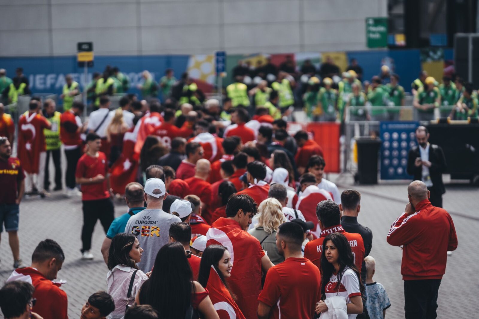 ban vs aus - Photo by Omar Ramadan on Pexels