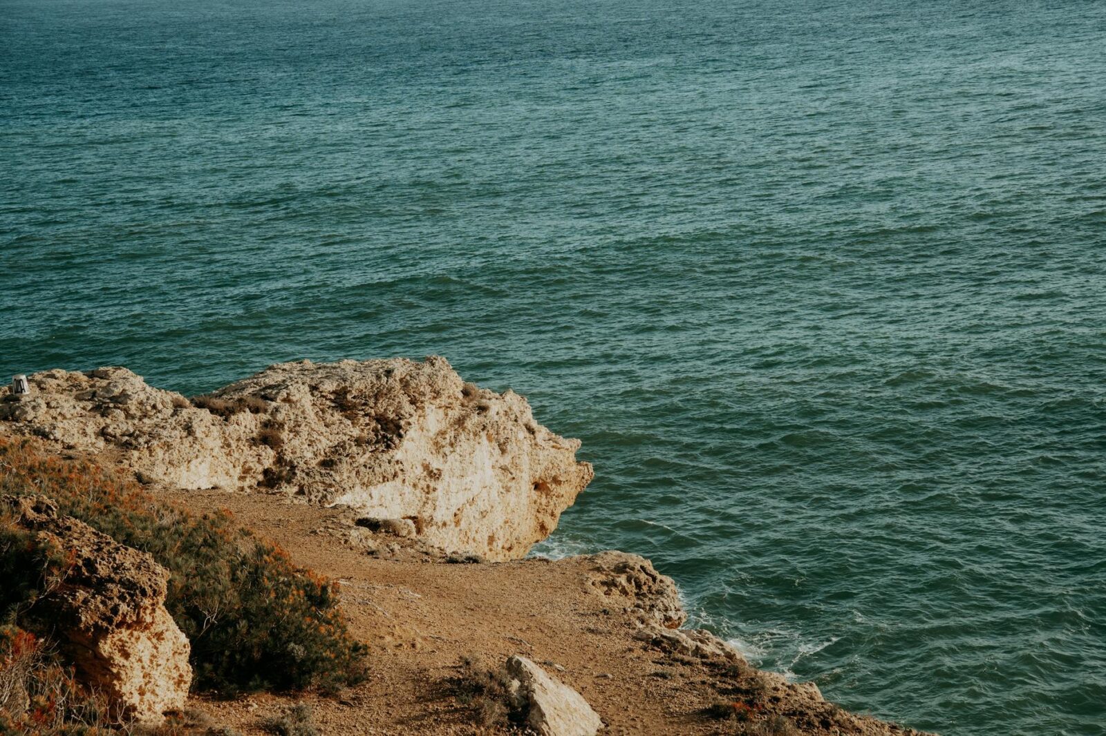 Portugal Beyond Lisbon Hidden Coastal Towns Worth Visiting — Updated Guide - Photo by Tony Rojas on Pexels