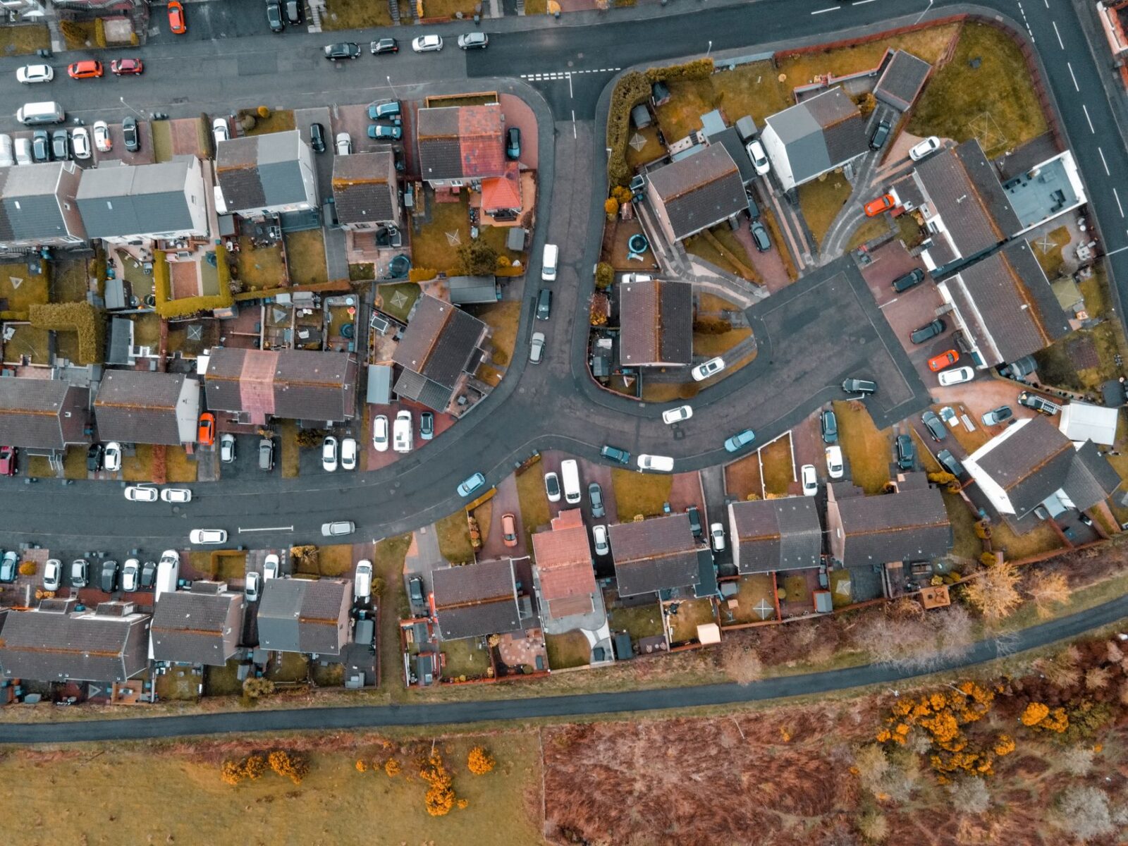 Crack down on dangerous rented homes as new £7k fines kick in - Photo by Ollie Craig on Pexels
