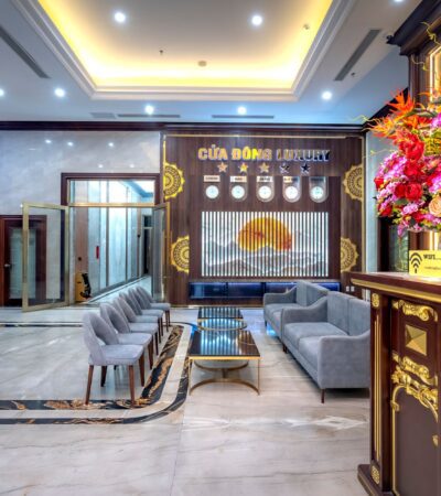 Earn up to 30,000 Wyndham Rewards bonus points after just 4 nights this summer - Photo by Quang Nguyen Vinh on Pexels
