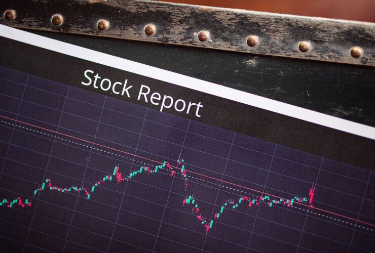 avgo stock - Photo by RDNE Stock project on Pexels