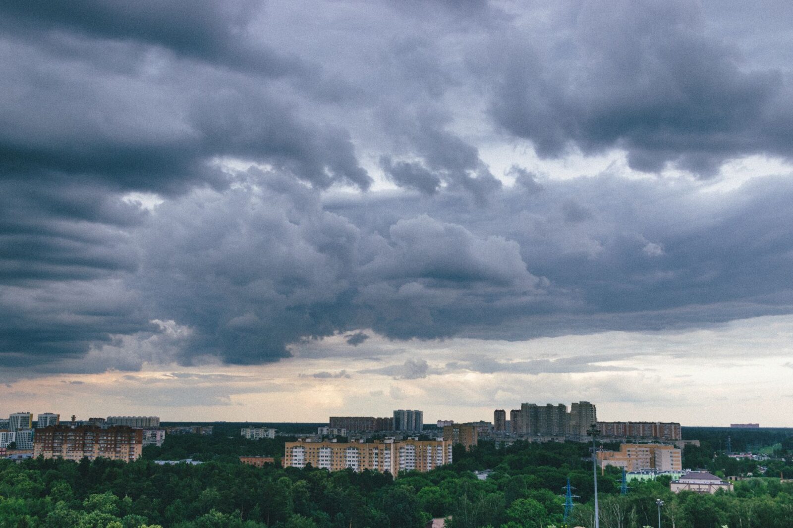 severe thunderstorm watch - Photo by Kris Møklebust on Pexels