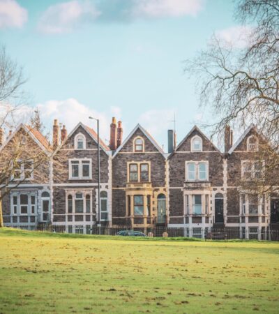 RSH considers compulsory deregistration of Easy Housing Association - Photo by Boys in Bristol Photography on Pexels