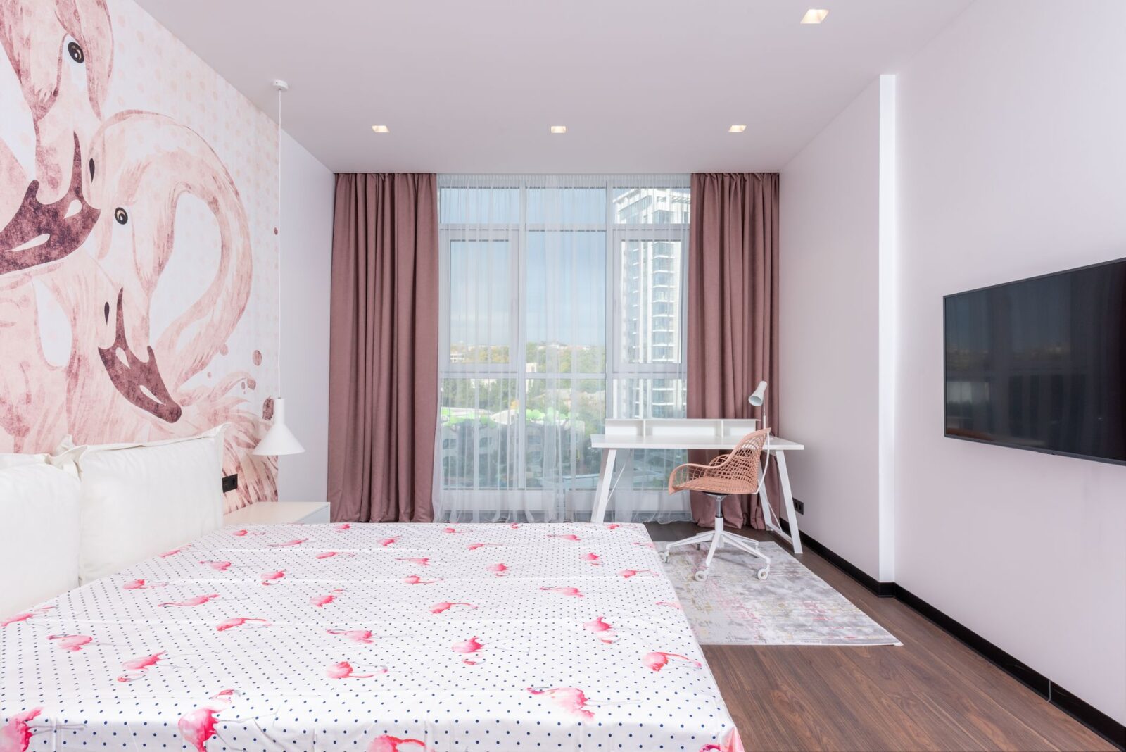 Wyndham’s Portfolio Overhaul: Budget Hotels Are Out, Higher Fees Are In - Photo by Max Vakhtbovych on Pexels