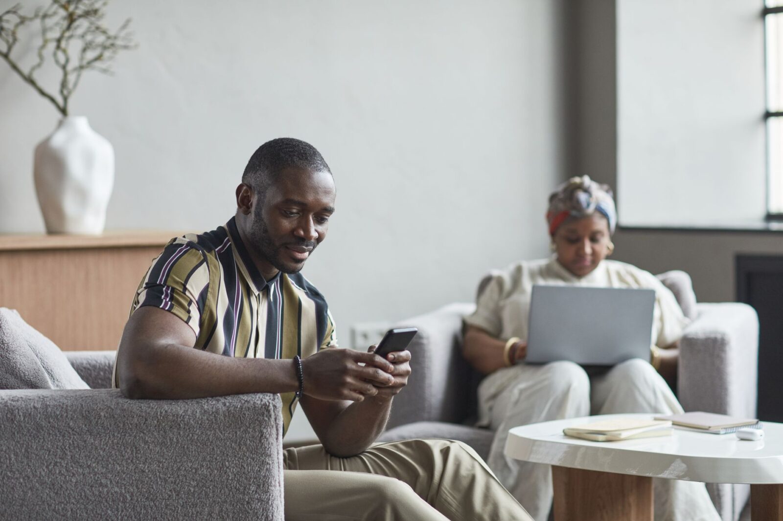 The State of Travel Is Getting Harder to Control - Photo by August de Richelieu on Pexels