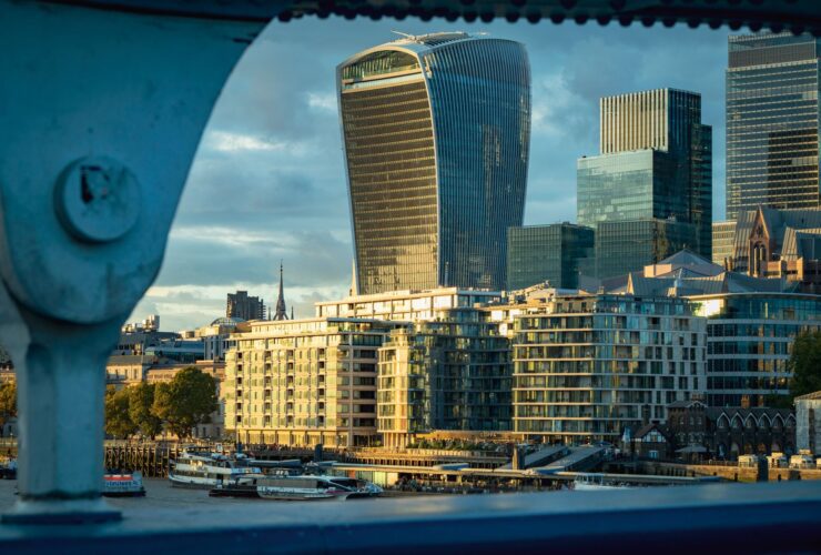 Venture capital access expanded for early-stage companies in UK - Photo by Candid Flaneur on Pexels