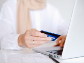 10 ways to meet a credit card minimum spending requirement - Photo by Anna Shvets on Pexels