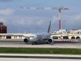 Gatwick Is Set To Expand — And So Will Its Carbon Footprint - Photo by Drinu Cutajar on Pexels