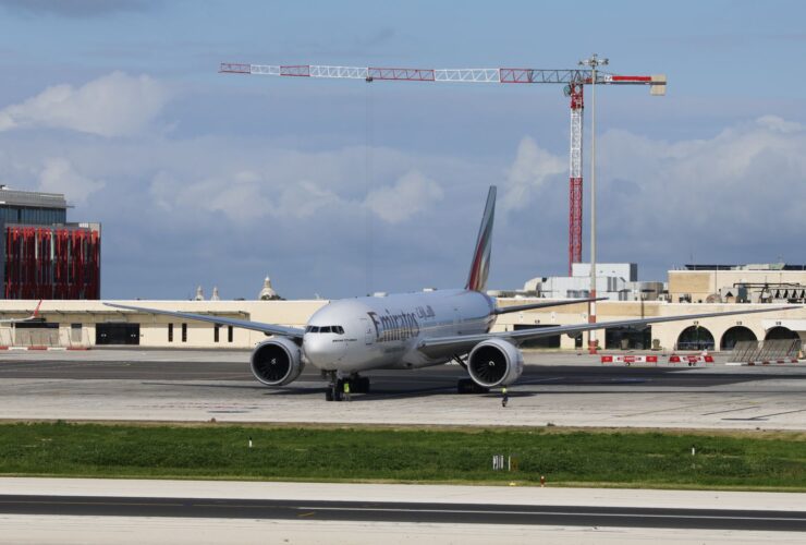Gatwick Is Set To Expand — And So Will Its Carbon Footprint - Photo by Drinu Cutajar on Pexels