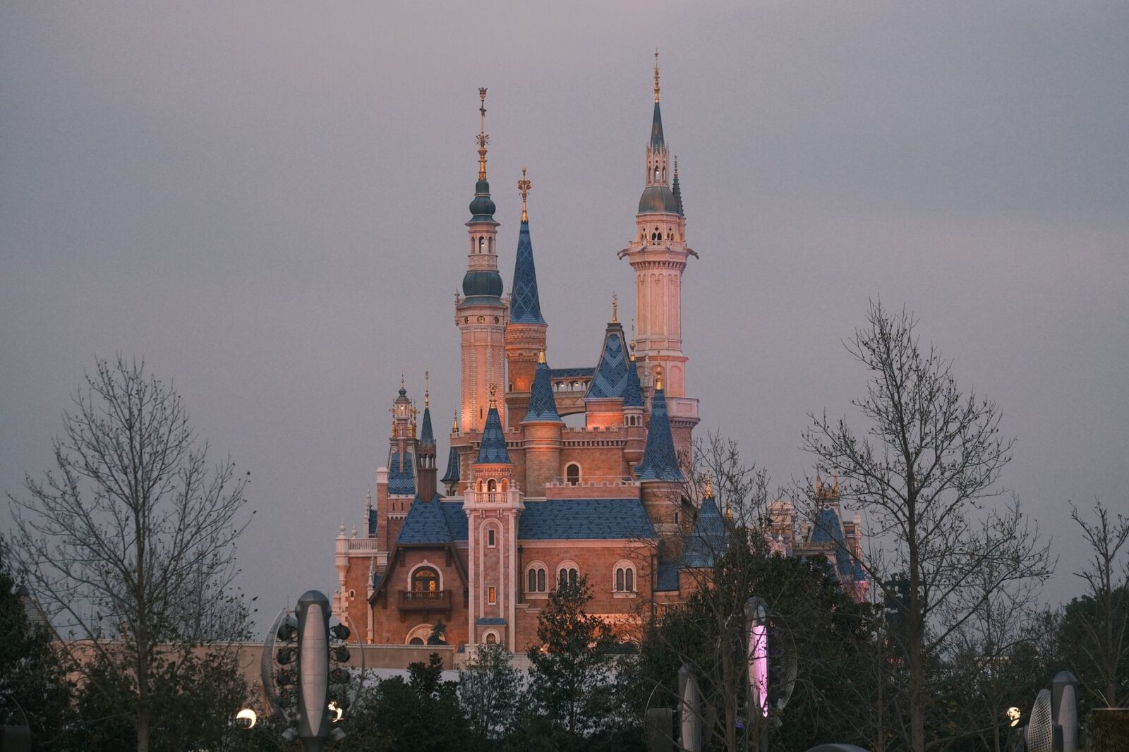 Every new land and attraction just announced for Disneyland and Disney World in 2027 and beyond - Photo by Ver vaeck on Pexels