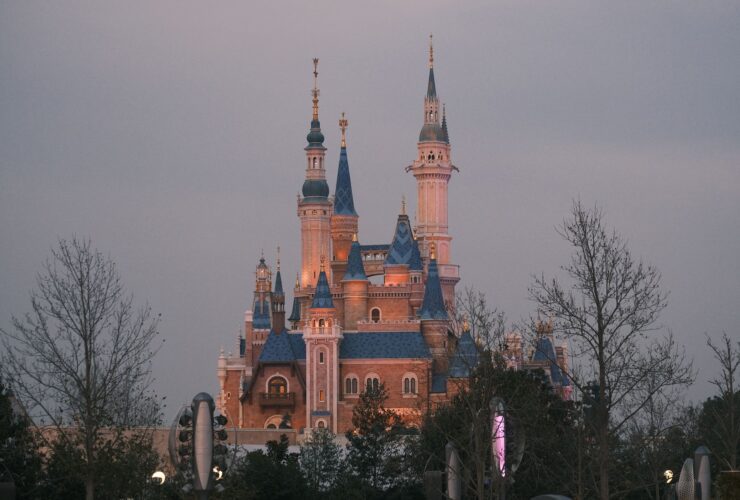 Every new land and attraction just announced for Disneyland and Disney World in 2027 and beyond - Photo by Ver vaeck on Pexels