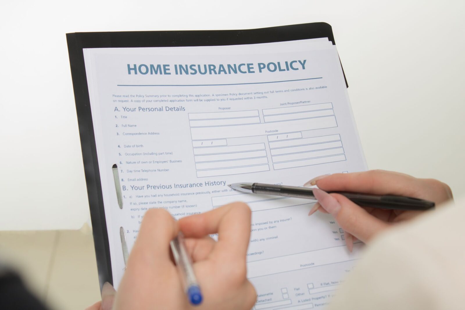 Travel Insurance Guide What It Covers and When You Need It - Photo by Mikhail Nilov on Pexels