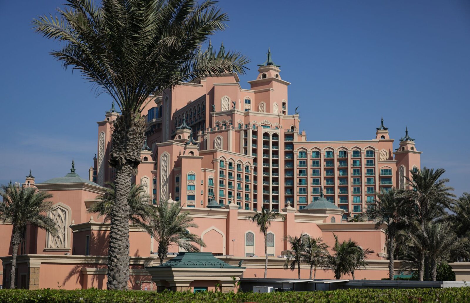 Taj Starts Bringing Staff Back to Dubai Hotels, Others Cautious on Q4 Recovery - Photo by Magda Ehlers on Pexels