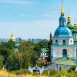 Britain is 100% behind you: Prime Minister Andy Burnham visits Kyiv on Ukrainian Independence Day for first international trip - Photo by Atlantic Ambience on Pexels
