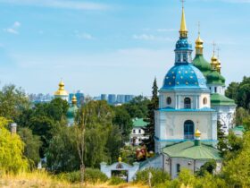 Britain is 100% behind you: Prime Minister Andy Burnham visits Kyiv on Ukrainian Independence Day for first international trip - Photo by Atlantic Ambience on Pexels