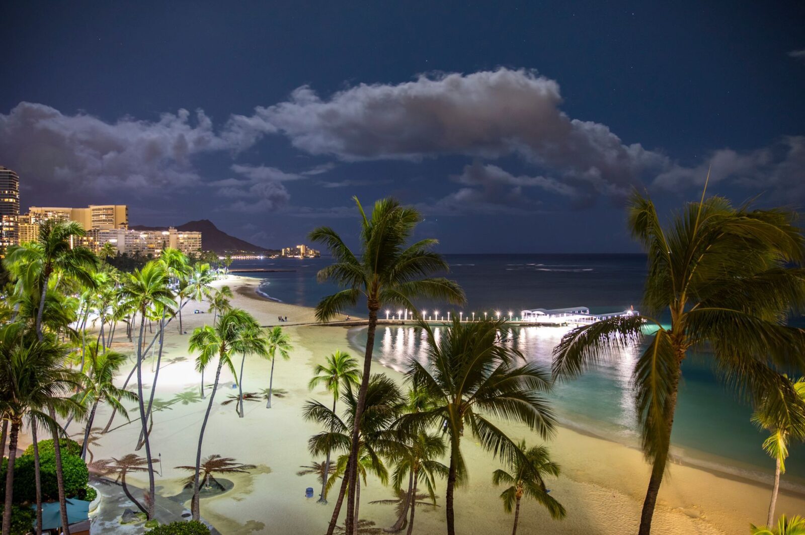 Cancun has a new adults-only, all-inclusive resort — and you can book it with points - Photo by Stephen Leonardi on Pexels