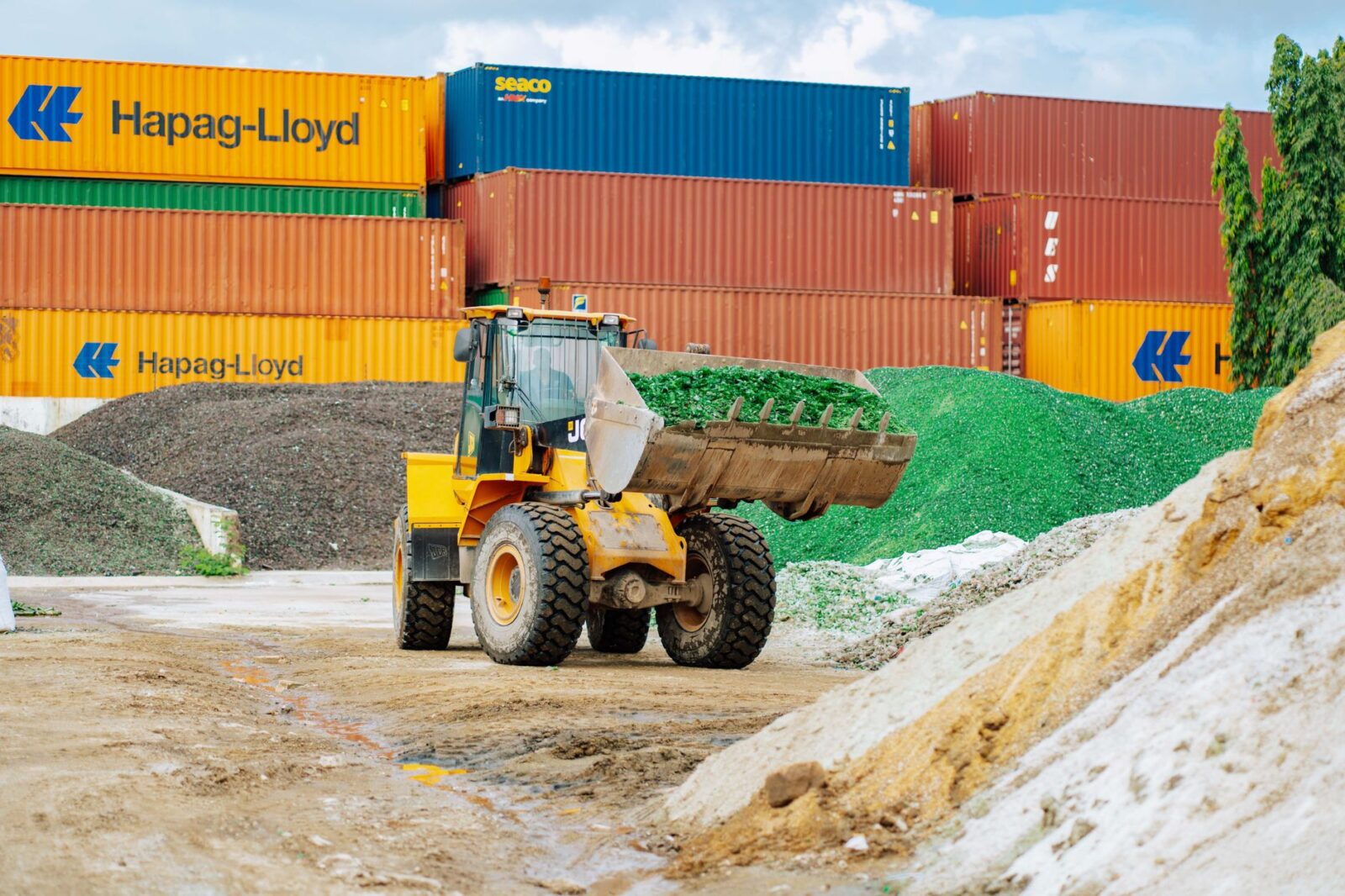 Environment Agency stops waste operation at Wolverhampton site - Photo by Keegan Checks on Pexels