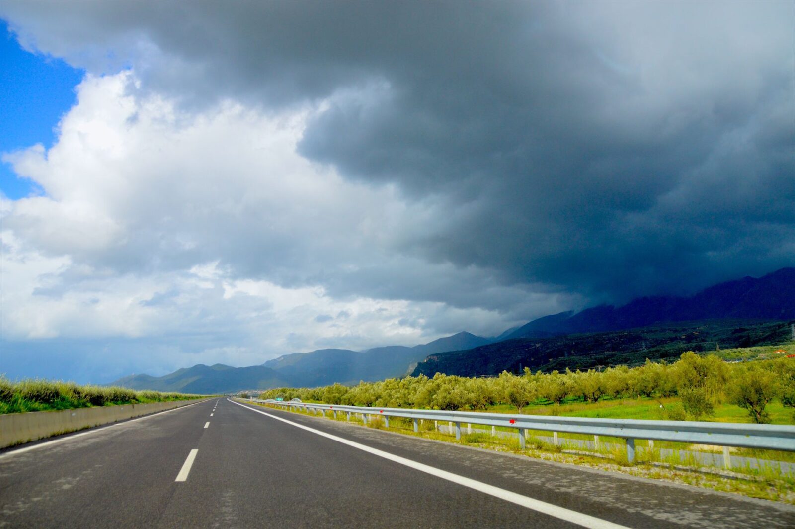 Google Just Bought Spirit’s Data for $10 Million and Got a Steal - Photo by Theodore K on Pexels