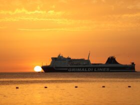 cruise deals 2026 - Photo by Landi Estrefi on Pexels