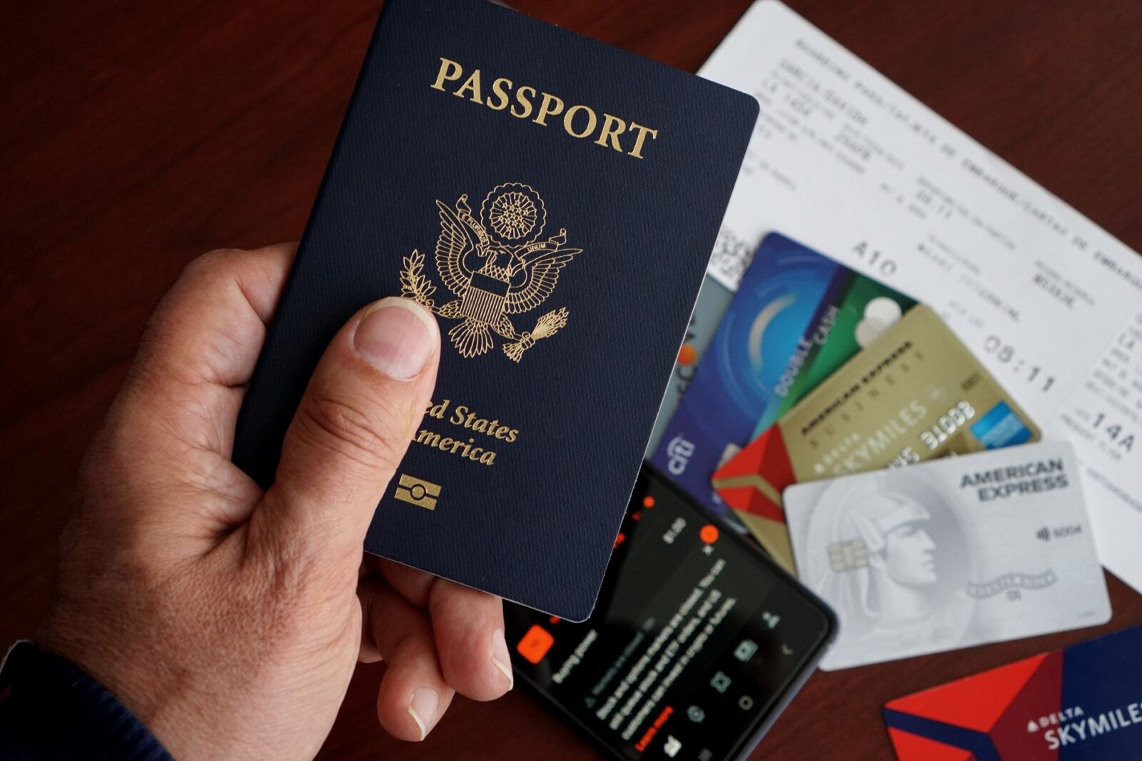 flight travel insurance - Photo by DΛVΞ GΛRCIΛ on Pexels