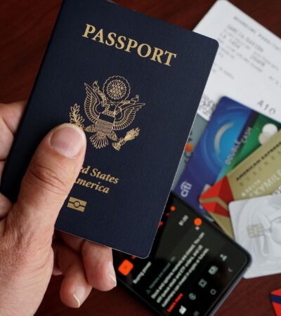 flight travel insurance - Photo by DΛVΞ GΛRCIΛ on Pexels