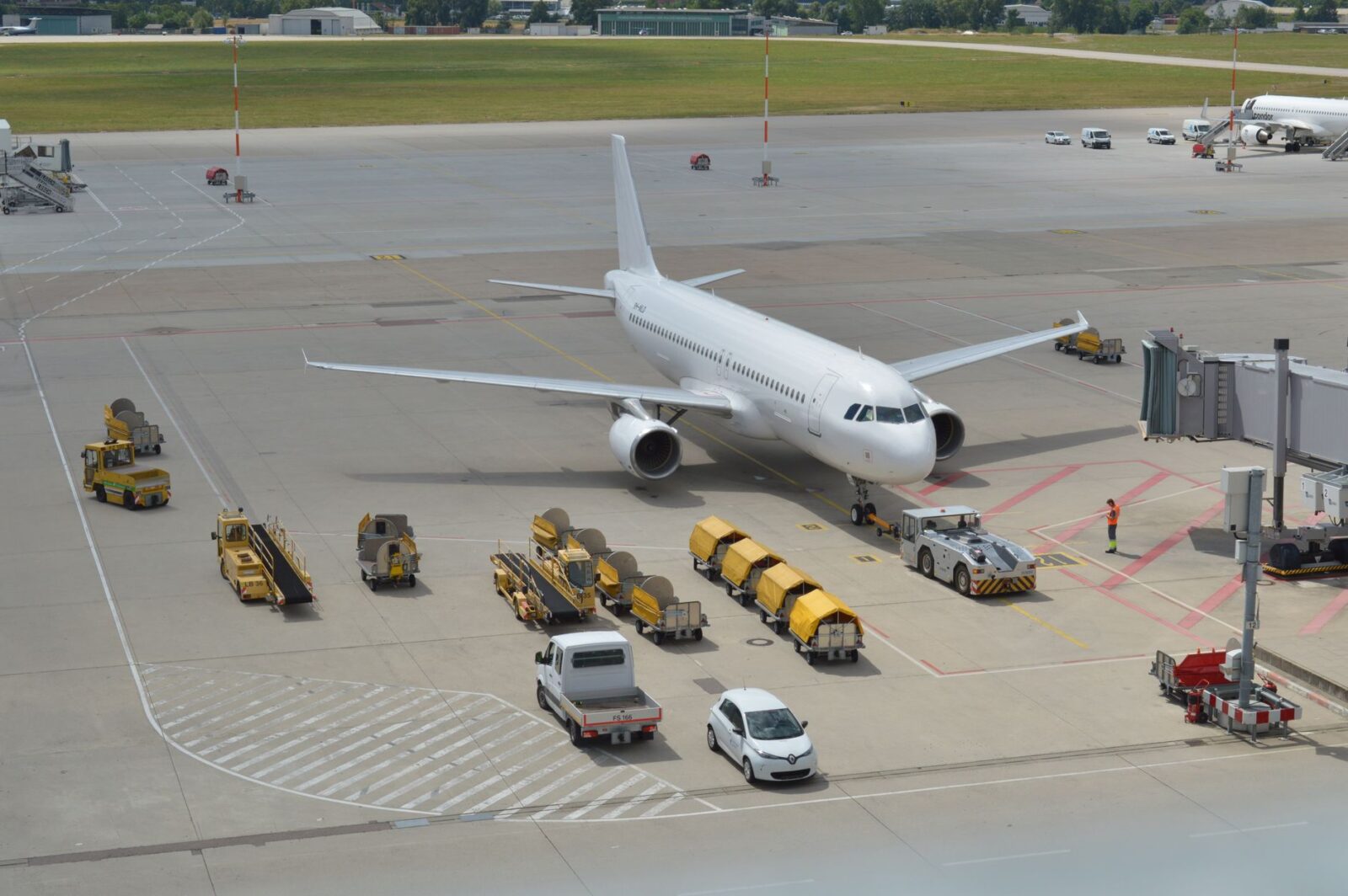 Travel Insurance Guide What It Covers and When You Need It - Photo by Quynh Tran on Pexels
