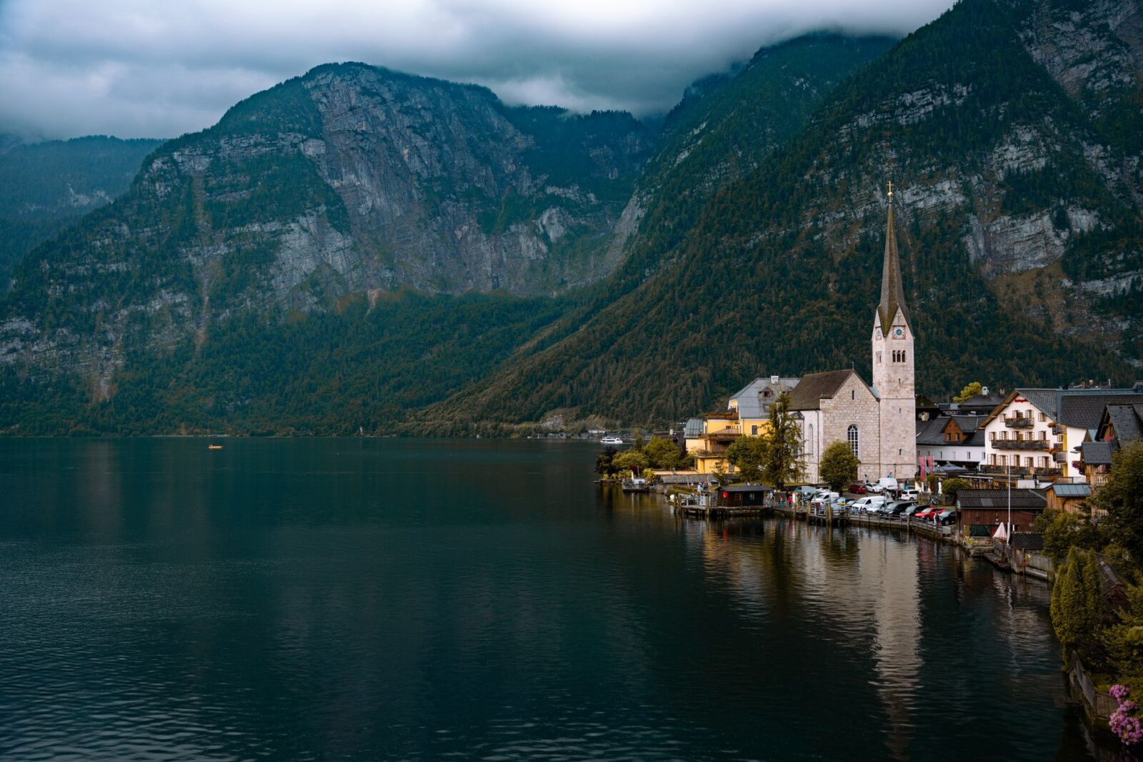 Corporate Travel’s Rulebook Is Its AI Booking Advantage - Photo by Krzysztof Biernat on Pexels