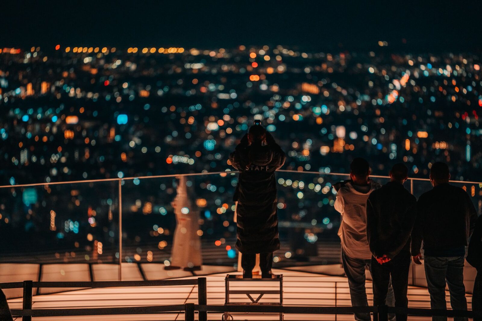 cheap flights to tokyo - Photo by Sarmat Batagov on Pexels