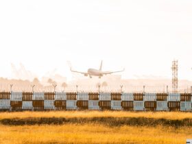 Middle East Aviation Faces 882 Delays and 70 Cancellations as Dubai and More Airports Affected by Travel Disruptions - Photo by 鈞 07黃義 on Pexels