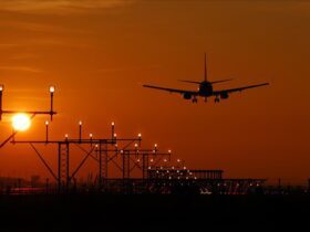 United CEO on Fares in 2027: Fuel Stays ‘Elevated,’ But We Can ‘Pass All of That On’ - Photo by Salva F. Ayala on Pexels