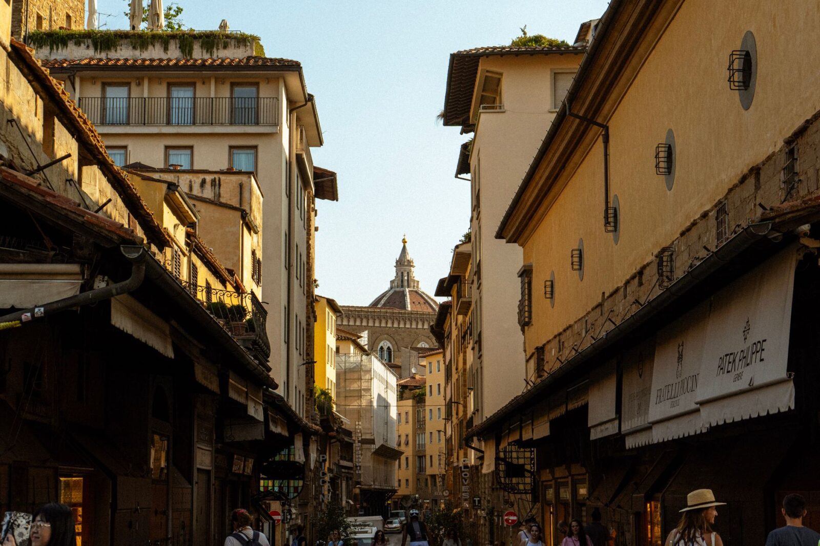Florence Shocks Travellers With Tough New Dining Rules, Know Other Destinations Facing Similar - Photo by WASSIM AHMED on Pexels