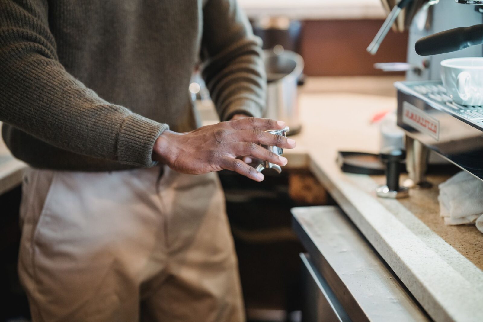 Treasury to call time on uncertainty for pubs and hotels - Photo by Mizuno K on Pexels