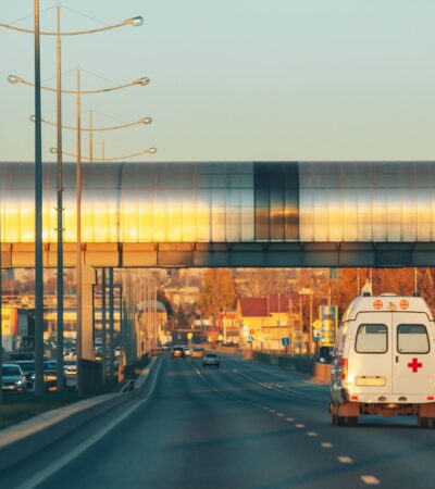 amber alert - Photo by Анастасия Грачева on Pexels